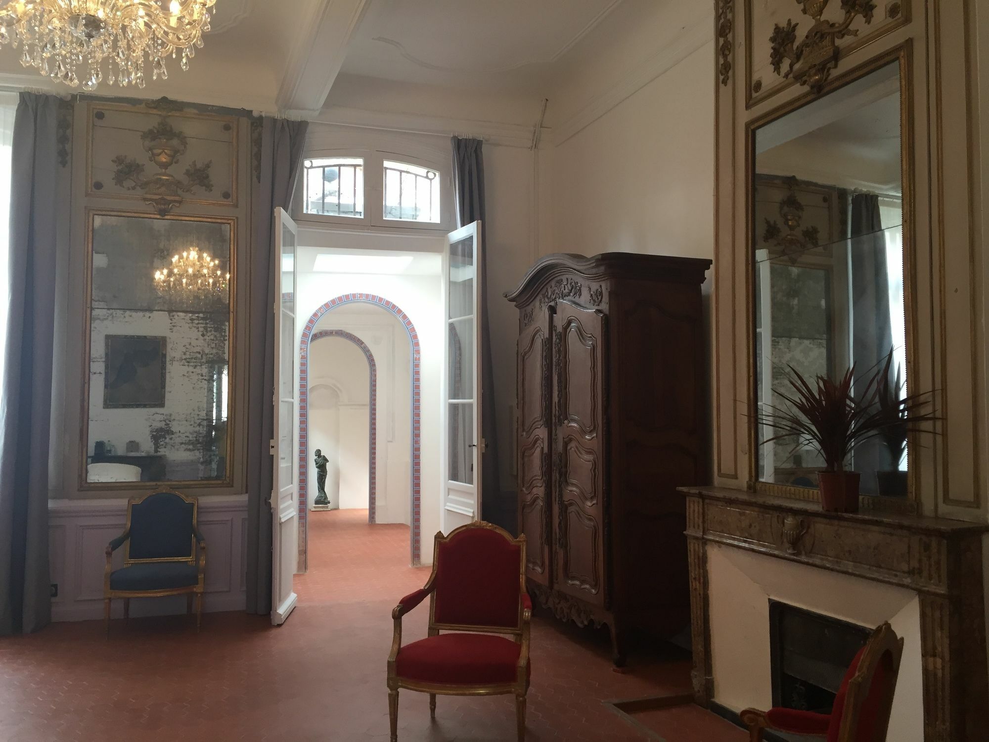 Palais De Luppe, Chambre D'Hotes 阿爾勒 外观 照片
